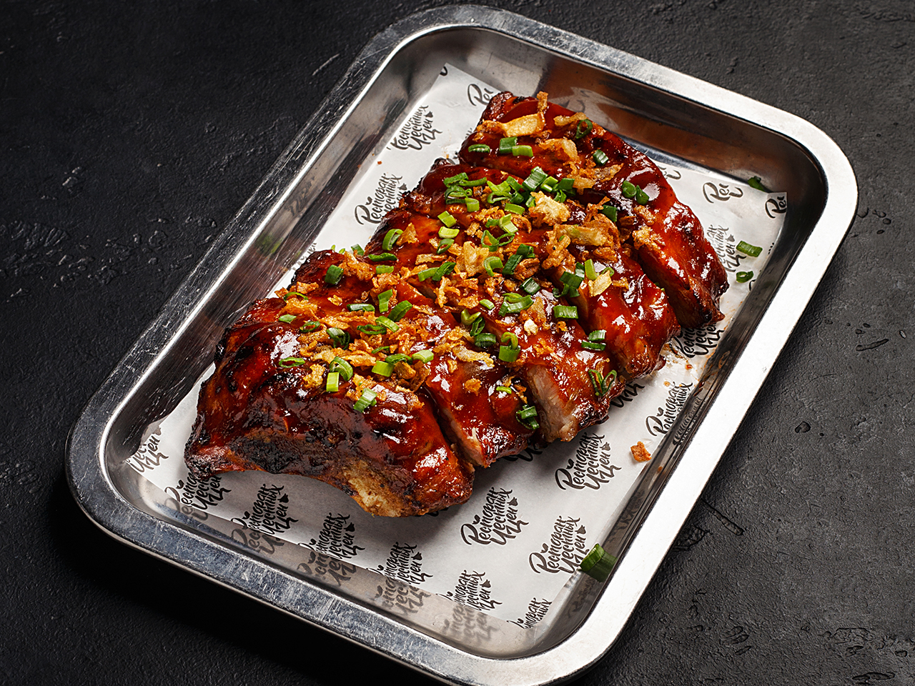 СВИНЫЕ РЕБРЫШКИ BBQ СВИНЫЕ РЕБРЫШКИ BBQ